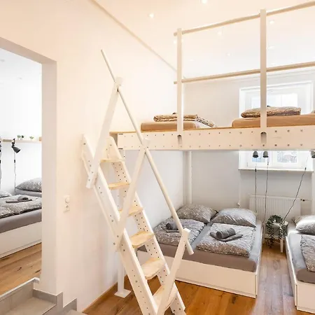 شقة Wiesen Living - For Up To Twelve People *