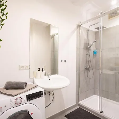 Wiesen Living - For Up To Twelve People * Múnich