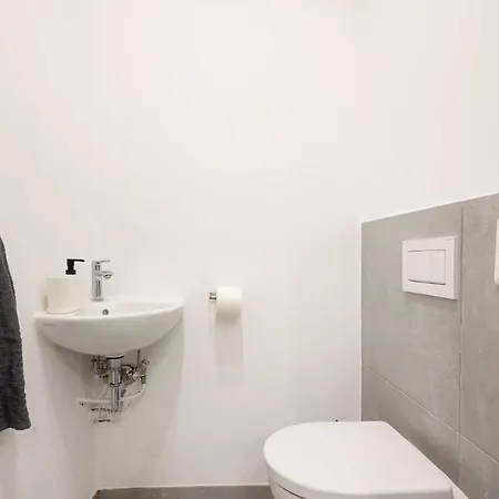 Wiesen Living - For Up To Twelve People Apartamento Múnich
